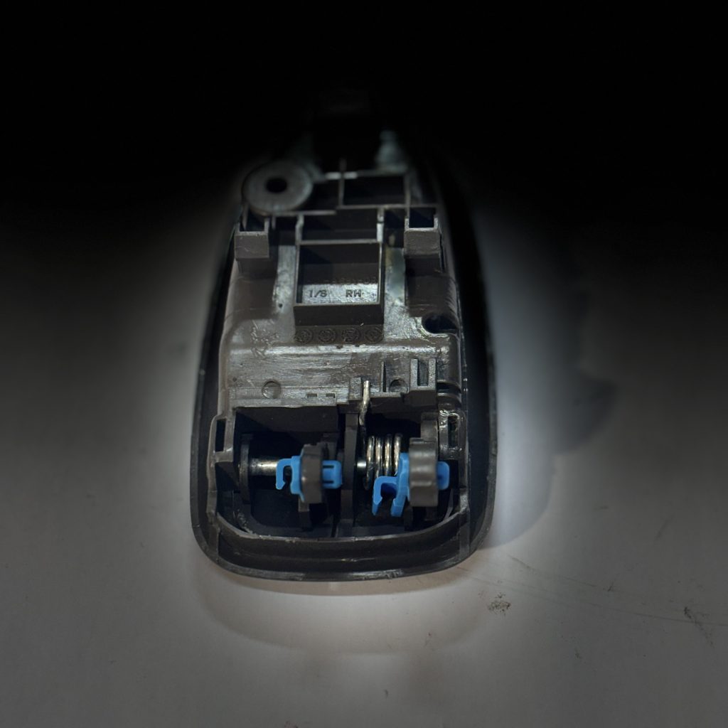 DOOR HANDLE Front Right/Driver-202602251619 - Image 2