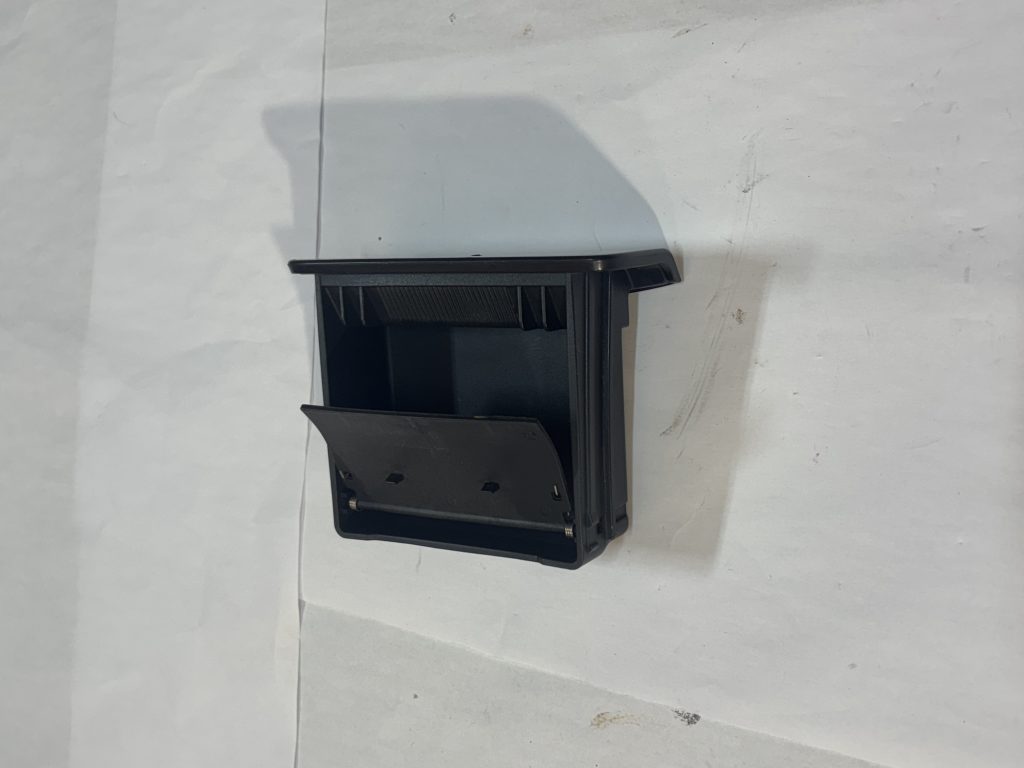 ASHTRAY-202602251738 - Image 3