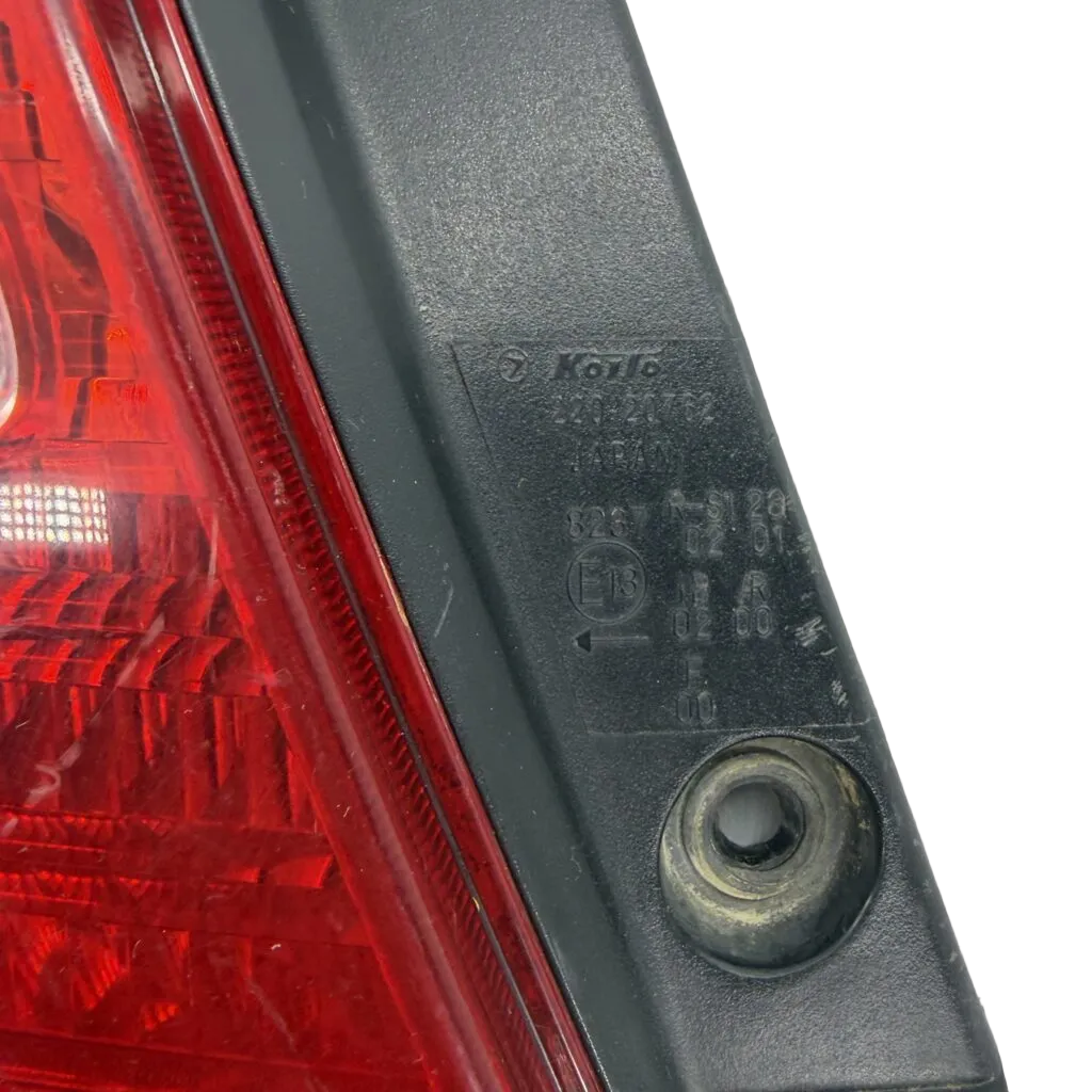 Subaru Forester Sg 2.0 Ej201 16v 03-08 Taillight Left/Passenger - Image 3
