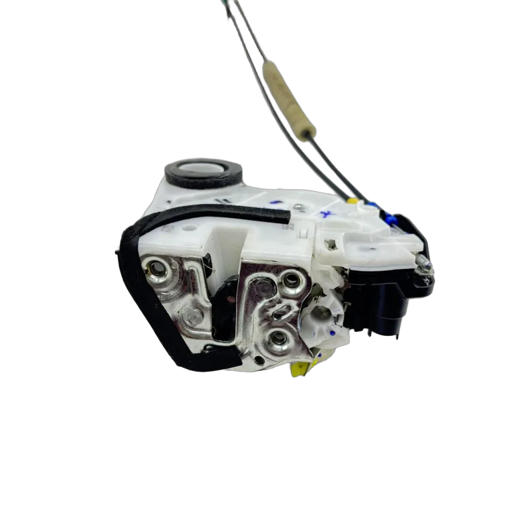 Toyota Starlet 1.5 K15b 16v 77kw 2022- Door Lock Front Left/Passenger - Image 3