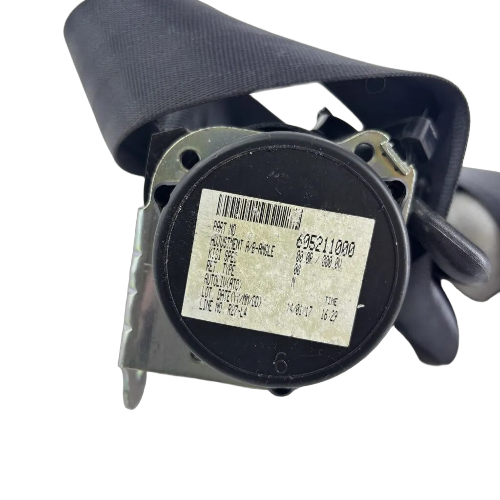 Suzuki Jimny Fj 1.3 M13a 16v 2008- Safety Belt Rear Right/Driver - Image 3