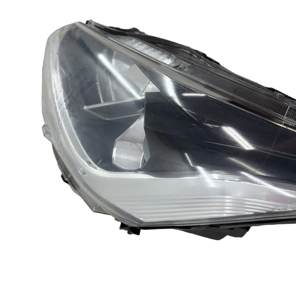 Toyota Ayga 1.0 (1kr) 2020-23 Headlamp Xenon Left/Passenger - Image 5