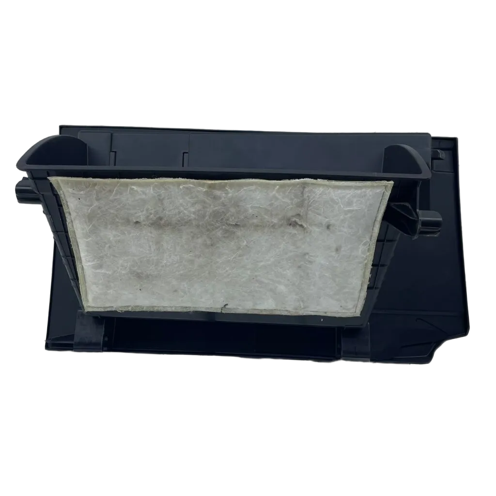 Toyota Urban Cruiser 1.5 K15b 16v 77kw 21-23 Cubbyhole - Image 3