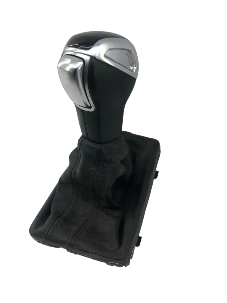 Audi Q2 1.0 30tfsi 17-22 Chzj 12v 85kw Gear Lever Boot - Image 2