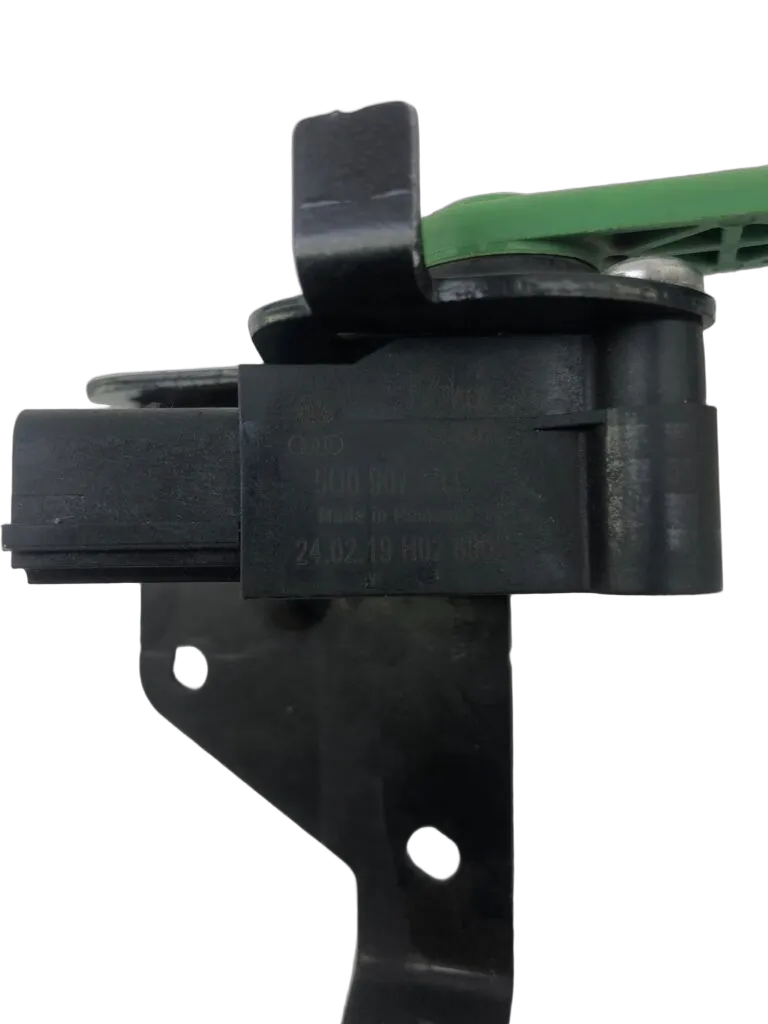 Audi Q2 1.0 30tfsi 17-22 Chzj 12v 85kw Suspension Level Sensor - Image 3