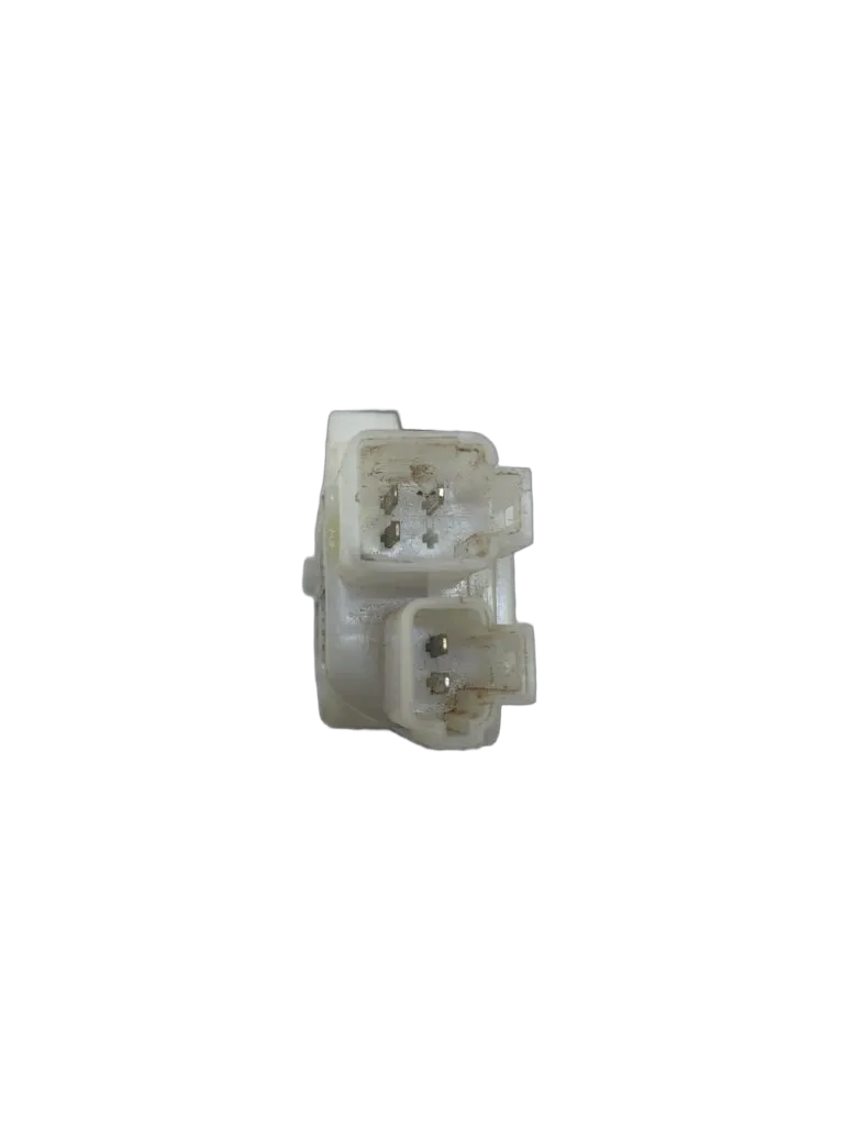 Mahindra Kuv100 1.2td K8 Man (2016-2018) Boot Actuator - Image 2