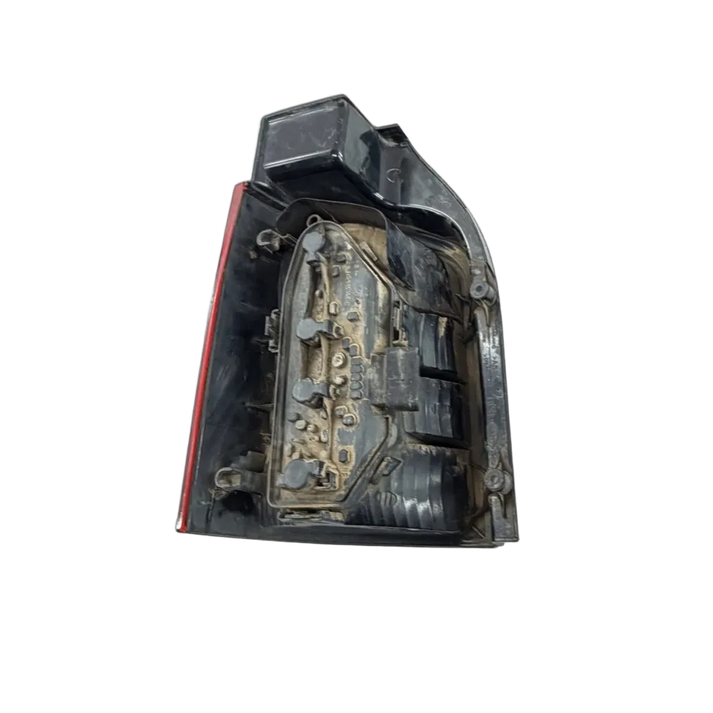 Vw Kombi T5 3.2 05-09 Bkk Cfla Bdl 24v 173kw Taillight Right/Driver - Image 2
